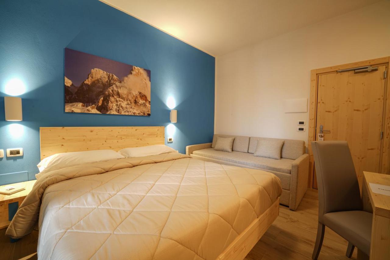 Gh Hotel Monzoni Pozza di Fassa Exterior photo